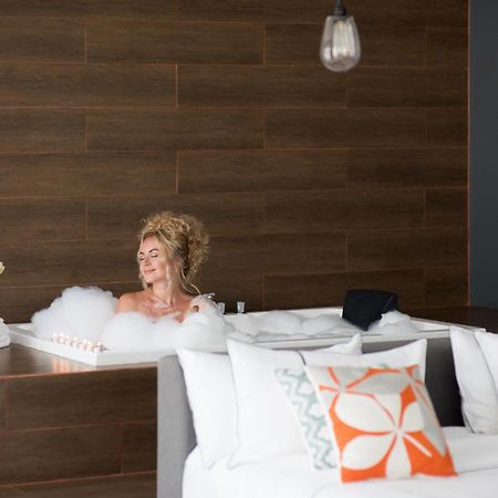 White Boutique Hotel And Residences Sihanoukville Exteriér fotografie
