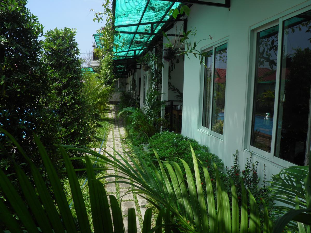 White Boutique Hotel And Residences Sihanoukville Exteriér fotografie